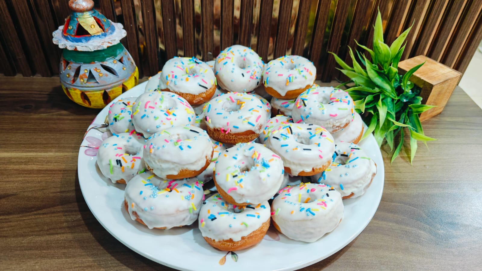 Eggless donuts for kids party snack boxes