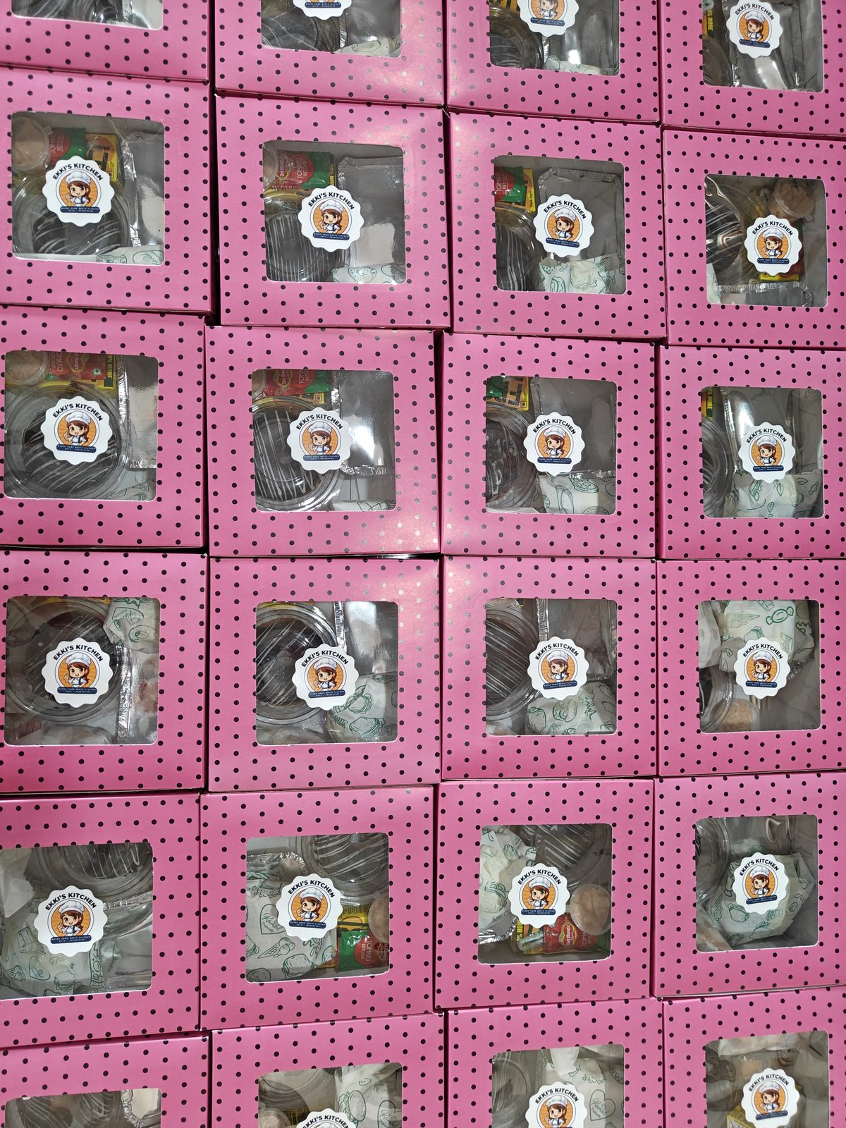 kids party snack boxes ready for delivery